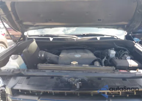 2015 Toyota Tundra Platinum 5.7L V8 z USA, uszkodzony, nr VIN 5TFAY5F1XFX421539